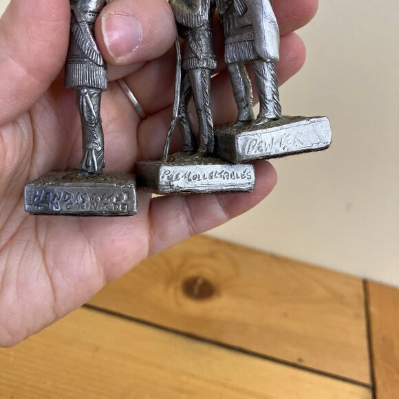 Frontiersman & Native American Pewter Figurine Set of 5 Poet Collectables Canada - Picture 8 of 8